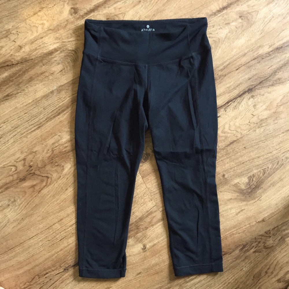 ATHLETA BLACK CROPPED LEGGINGS